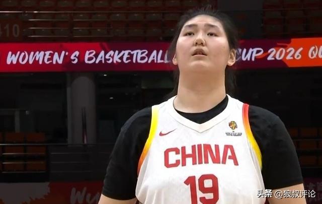 开云体育-高效爆发！张子宇世预赛首战8中6得12分3板 连续强攻打爆对手禁区